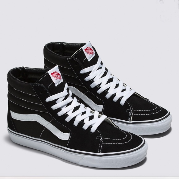 Vans Shoes - Van’s SK8-HI Shoe Sneaker Hi Top Black & White Size 8 women / 6.5 men / 38.5 EU